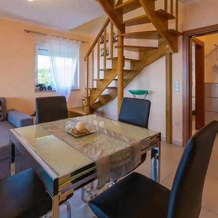 Διαμέρισμα Iva-bono 3 *