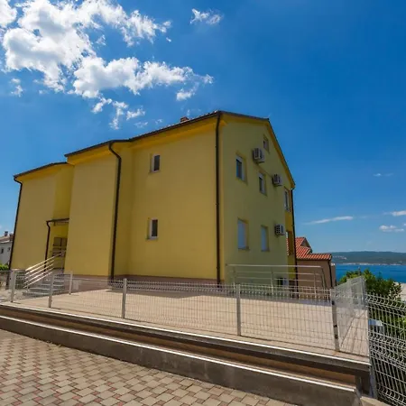 Apartment Iva-bono 3 *