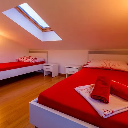 Iva-bono 3 Apartament *